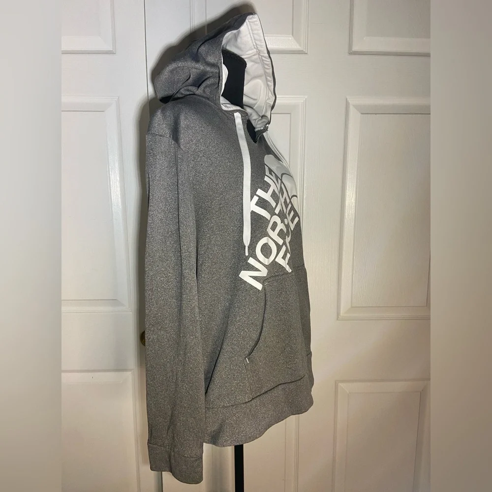 The North Face Men’s Gray Logo Pullover Hoodie Size Men’s Large